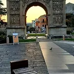 Tre Passi Dalla Torre Oda ve Kahvaltı