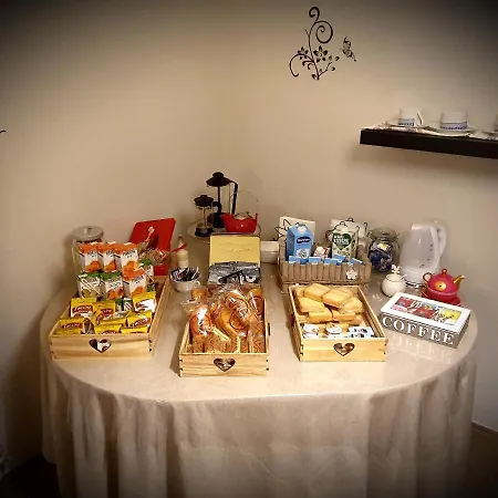 Tre Passi Dalla Torre