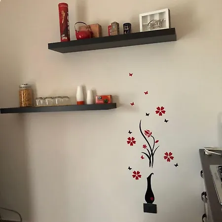 Tre Passi Dalla Torre Bed & Breakfast Montesarchio