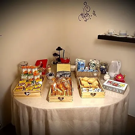 Bed & Breakfast Tre Passi Dalla Torre Montesarchio