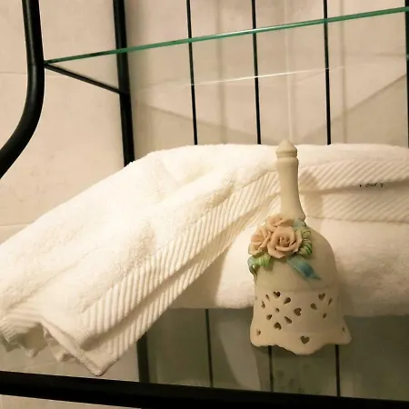 Tre Passi Dalla Torre 3* Montesarchio