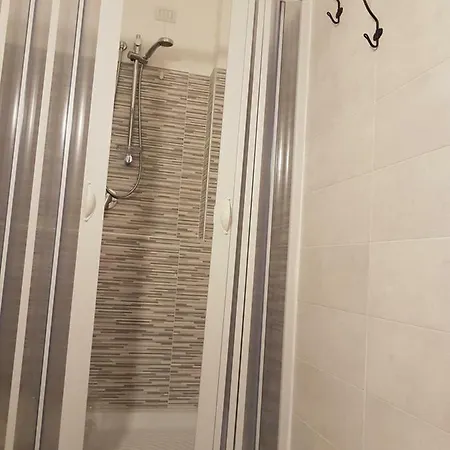 Tre Passi Dalla Torre Bed & Breakfast Montesarchio