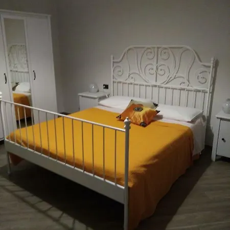 Bed & Breakfast Tre Passi Dalla Torre Montesarchio