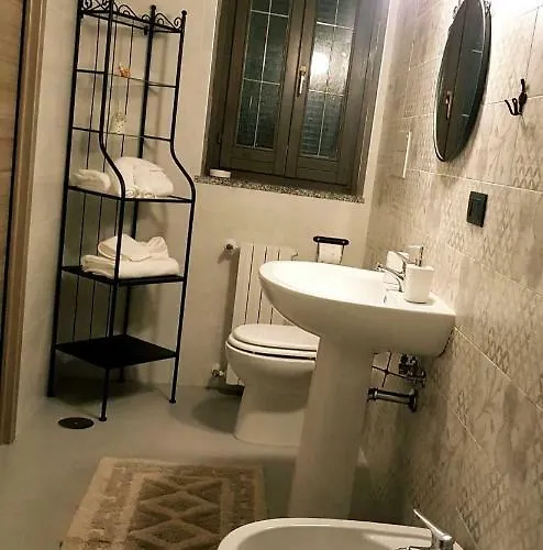 Tre Passi Dalla Torre