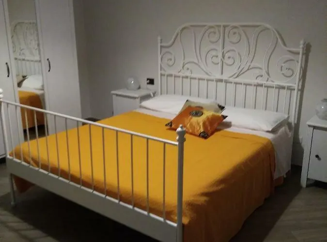 Alojamento de Acomodação e Pequeno-almoço Tre Passi Dalla Torre Montesarchio